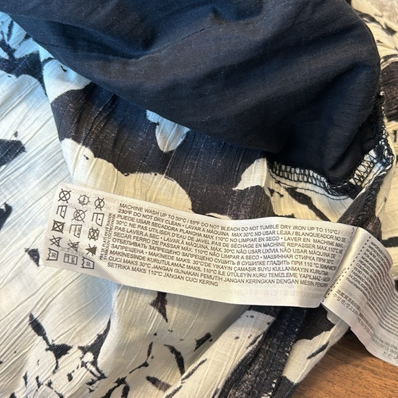 MANGO Blouse - Picture 9 of 9